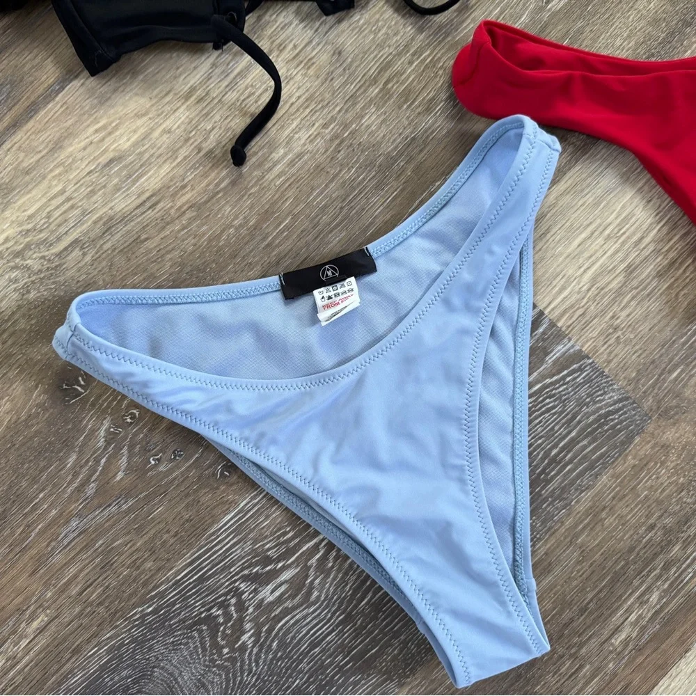 Bikini Bundle Off-Shoulder XS/S EUC Cheeky Black Red Blue